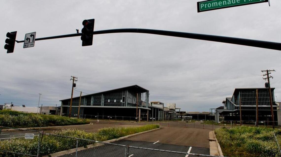 Elk Grove casino opponents turn in petitions backed by mystery donor