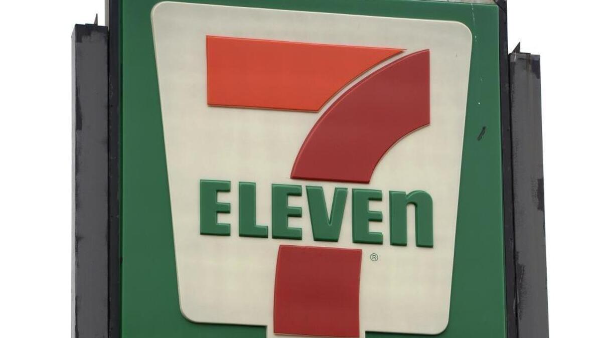 7-Eleven sign in Kansas City.