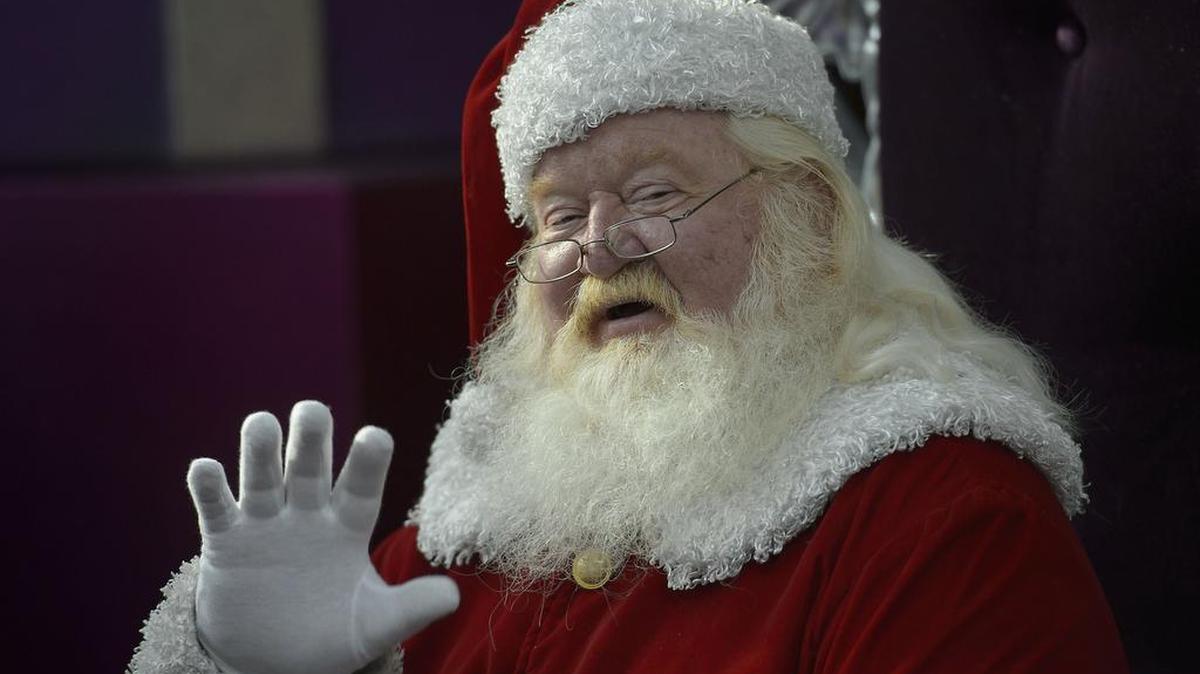 Santa Claus greets children at the Arden Fair mall in 2017.