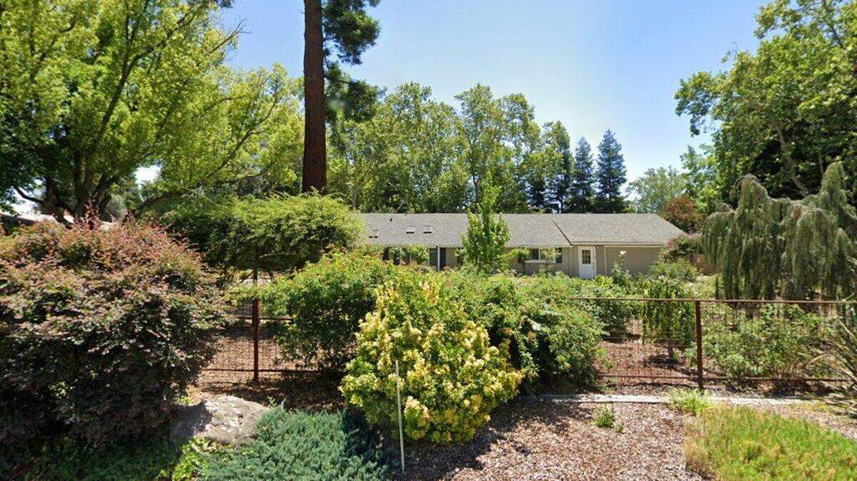 House on 3000 block of Sierra Boulevard