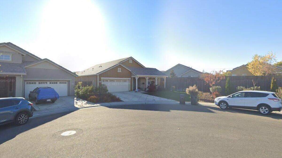 House on 7800 block of Live Oak Way