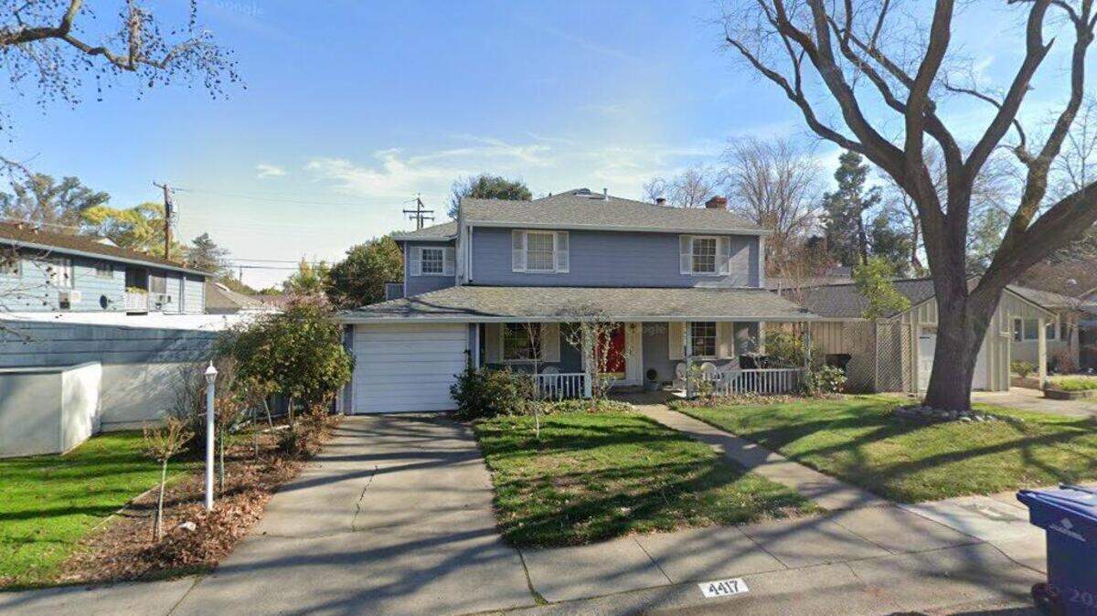House on 4400 block of Marion Court