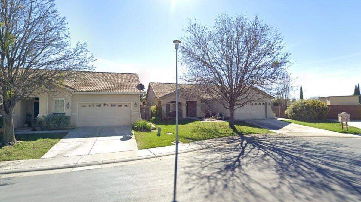 House on 5900 block of Leonardo Court