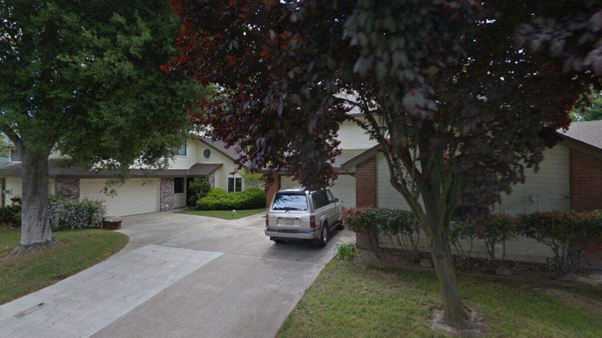 House on 300 block of River Isle Way