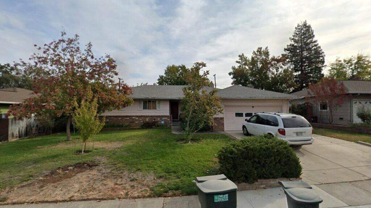 House on 6400 block of Sandstone Street