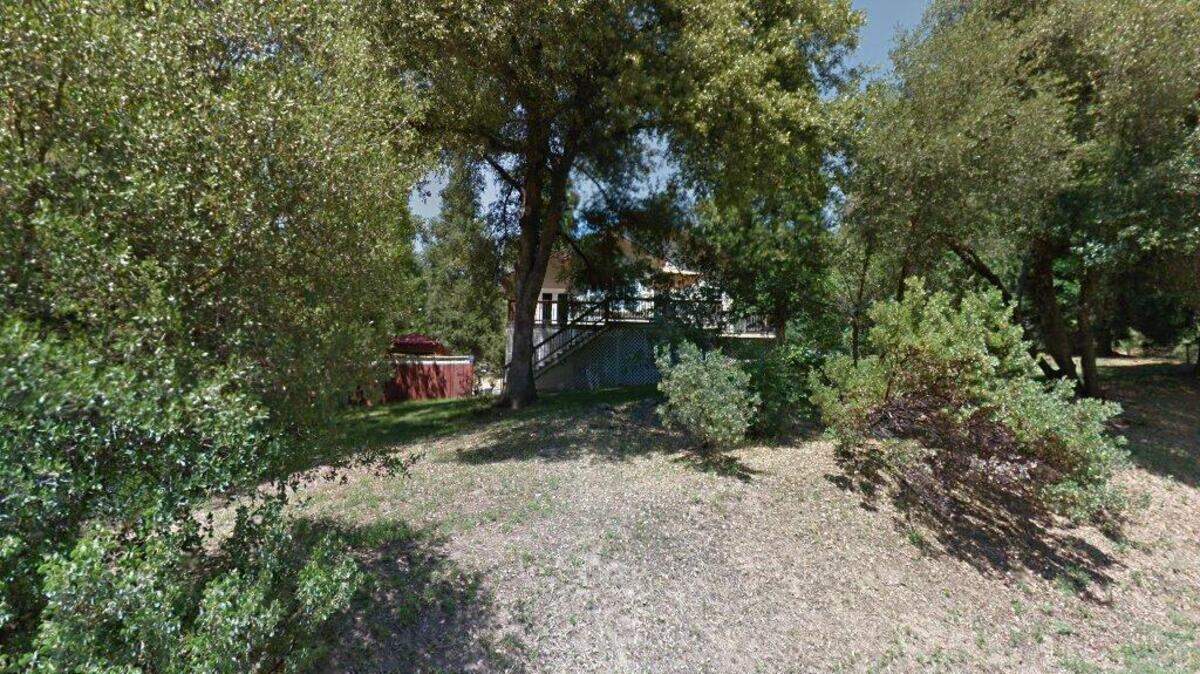 House on 1800 block of Periwinkle Lane