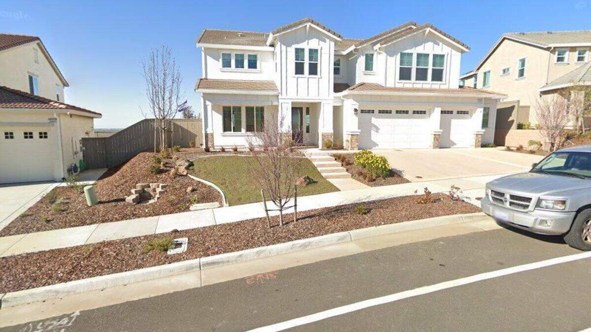 House on 3300 block of Sycamore Creek Way