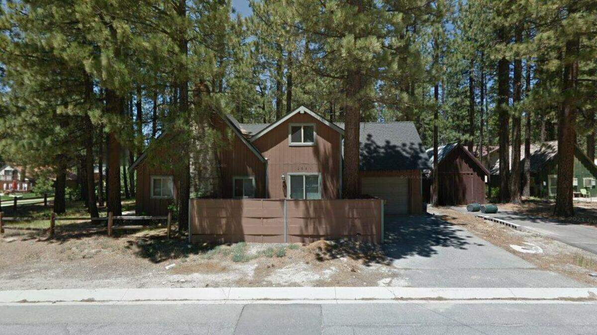 House on 100 block of Ray Way