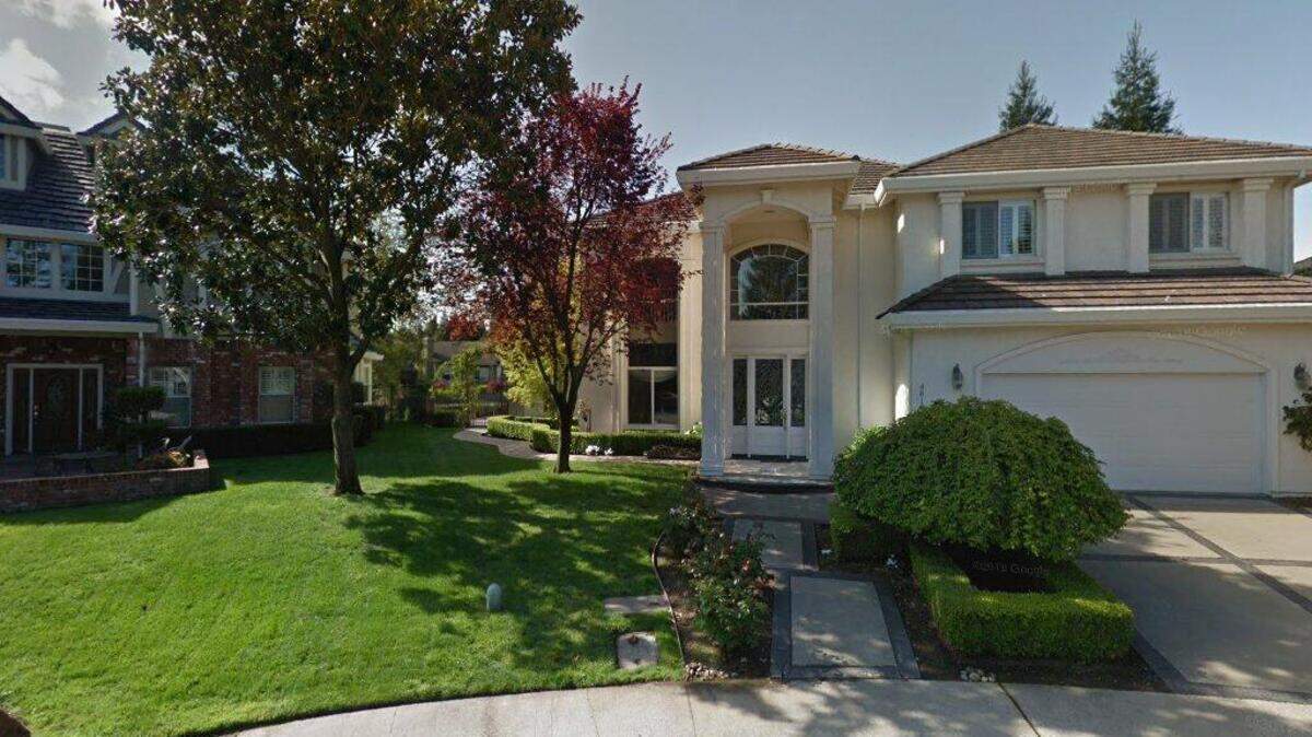 House on 9300 block of Oak Leaf Way