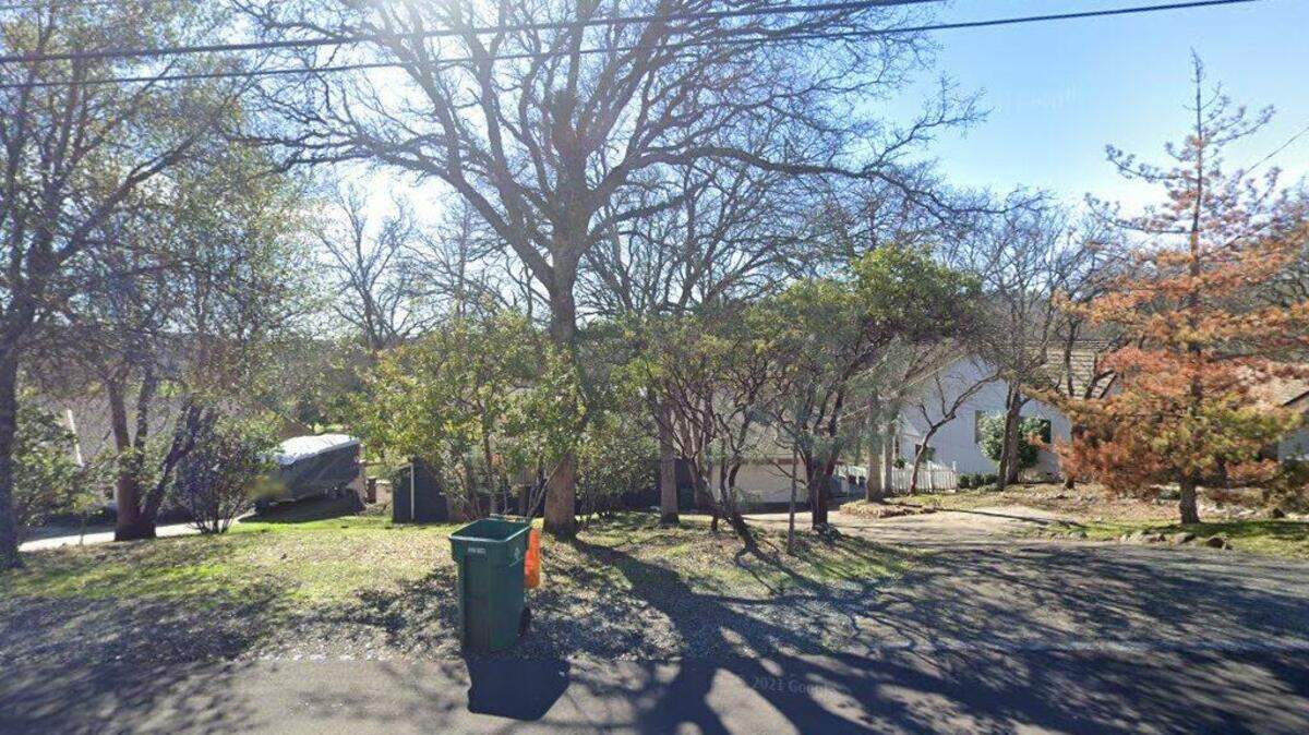 House on 4200 block of Maverick Road