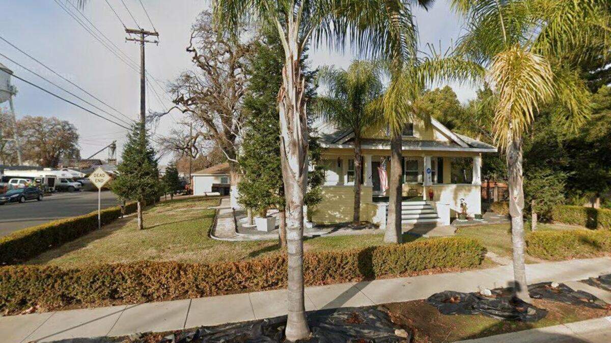 House on 9800 block of Wyland Drive