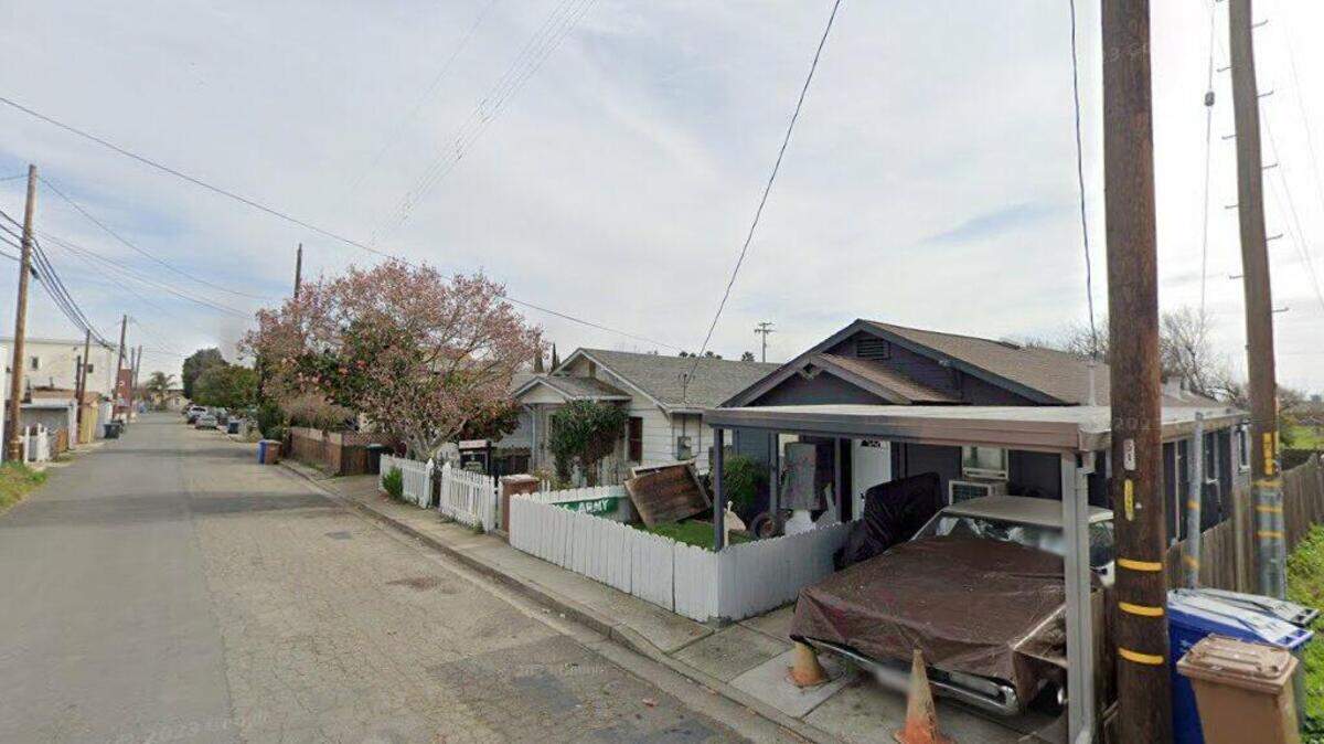 House on 600 block of Union Street