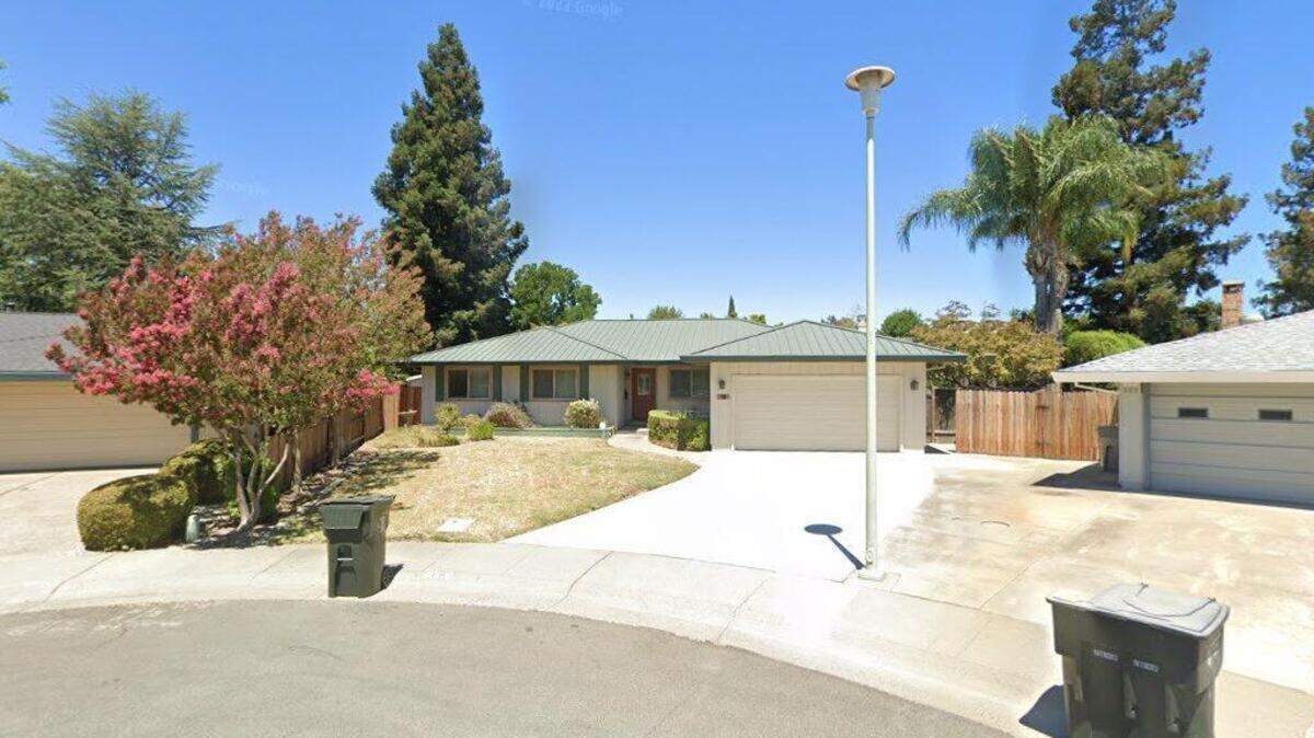 House on first block of Sand Court