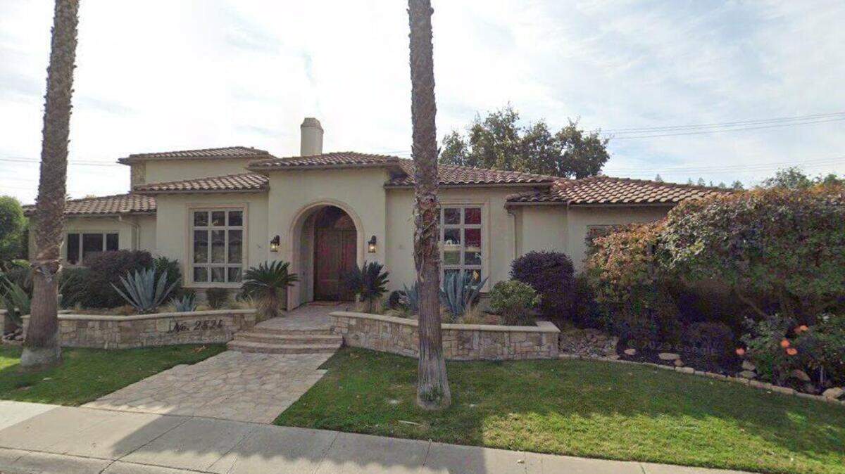 House on 2800 block of Huntington Road