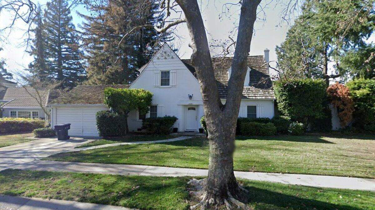 House on 4500 block of Francis Court