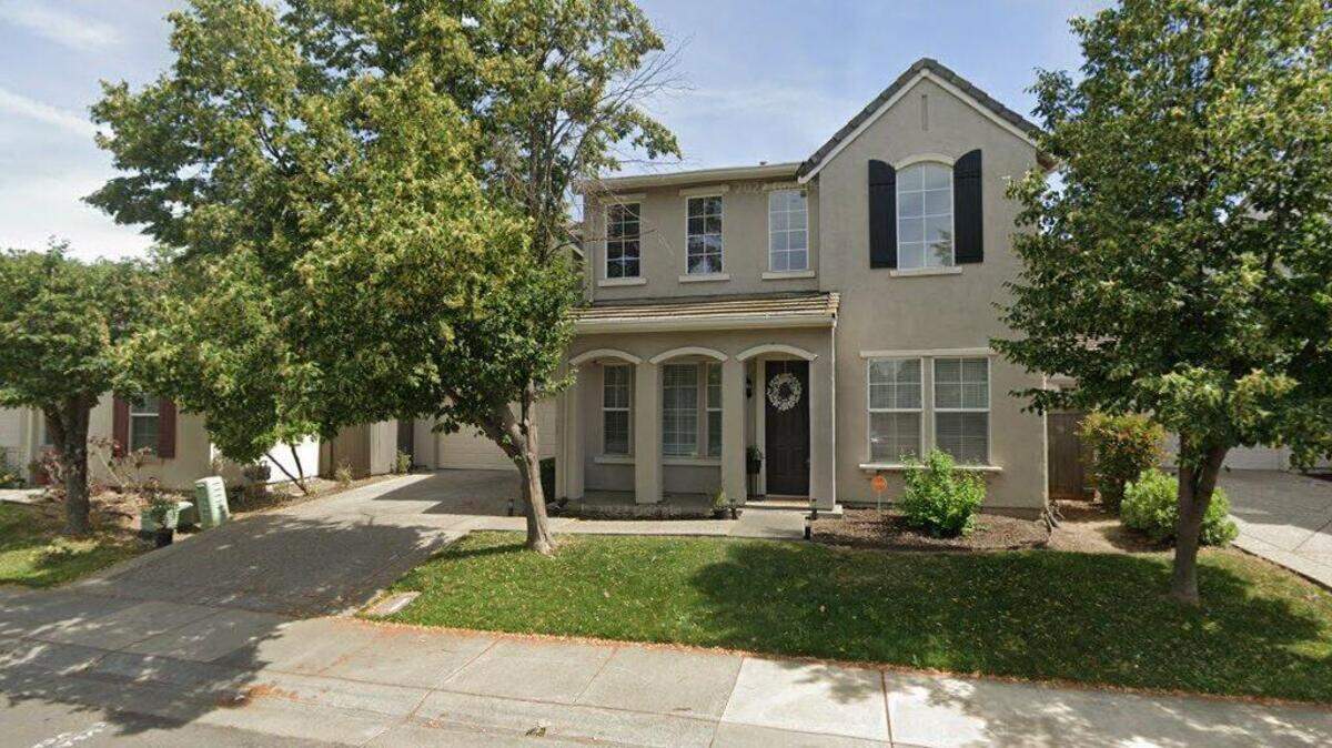 House on 2500 block of Serenata Way