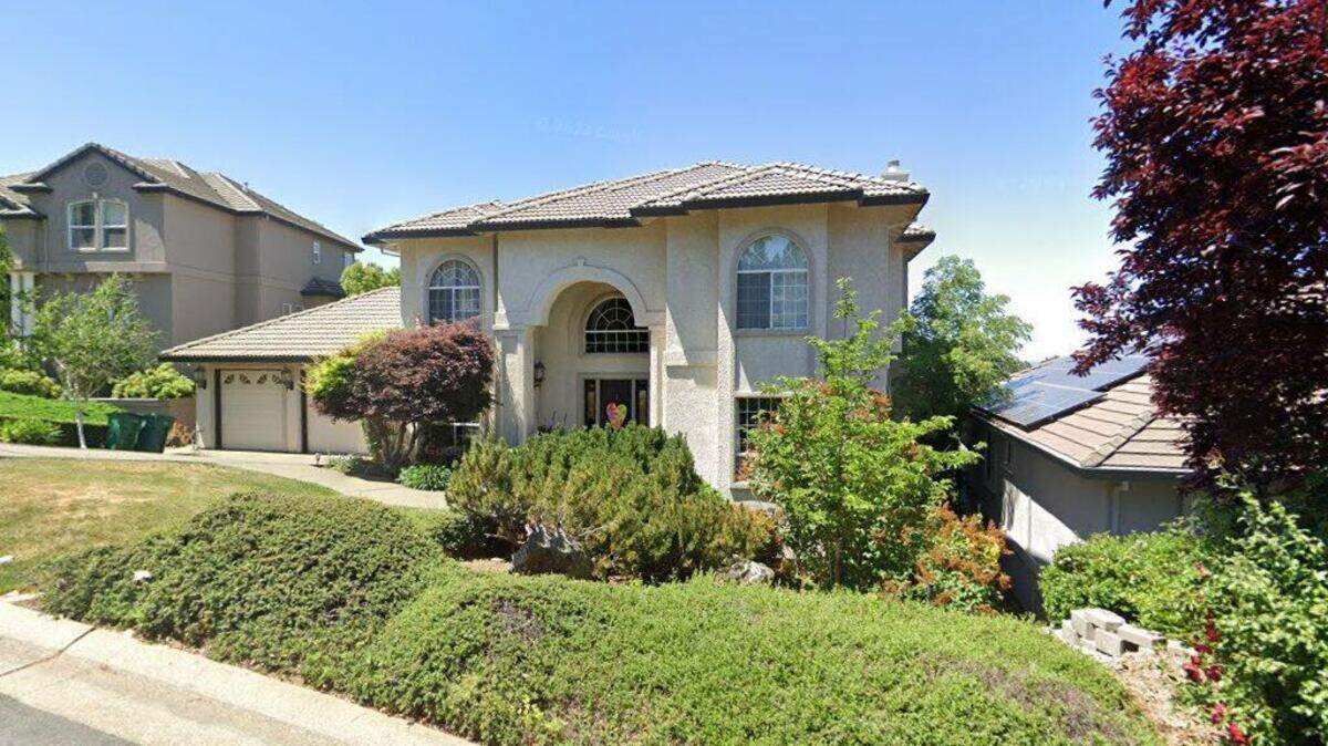 House on 1000 block of Crestline Circle