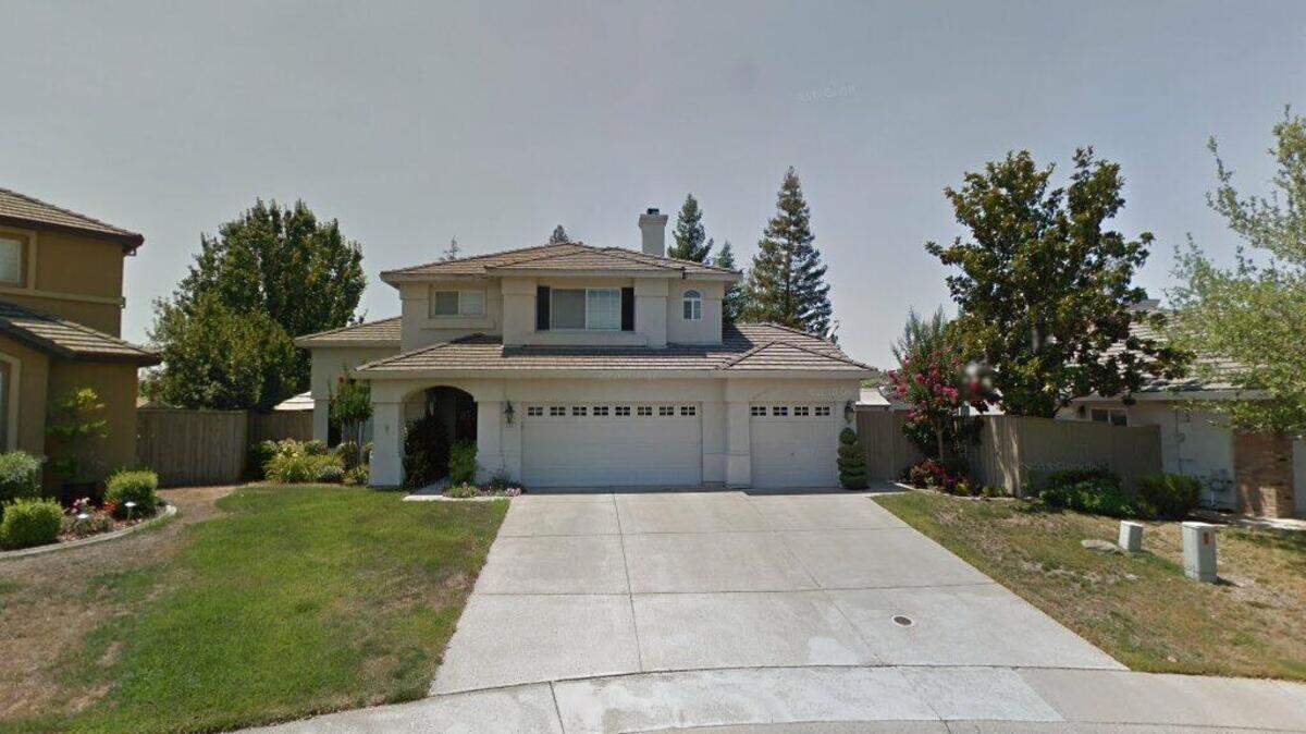 House on 200 block of Luna Circle