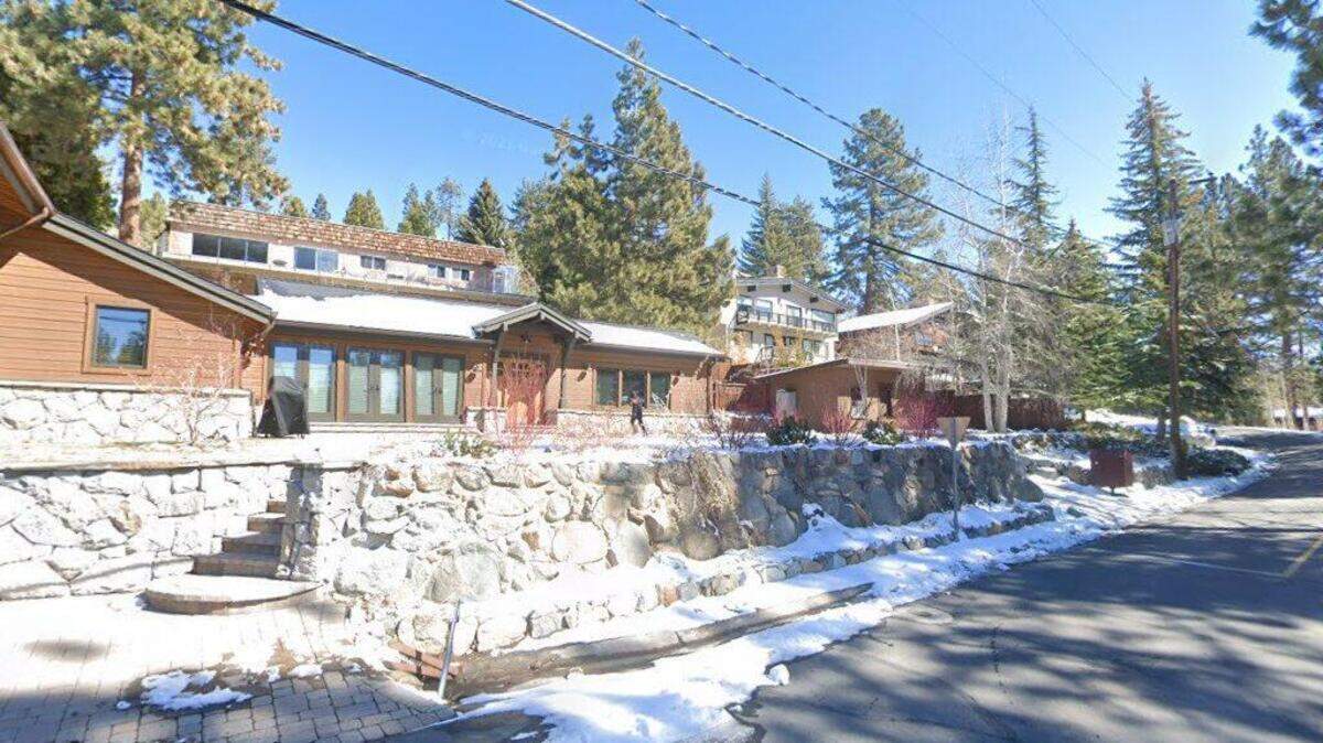 House on 600 block of Lakeview Drive