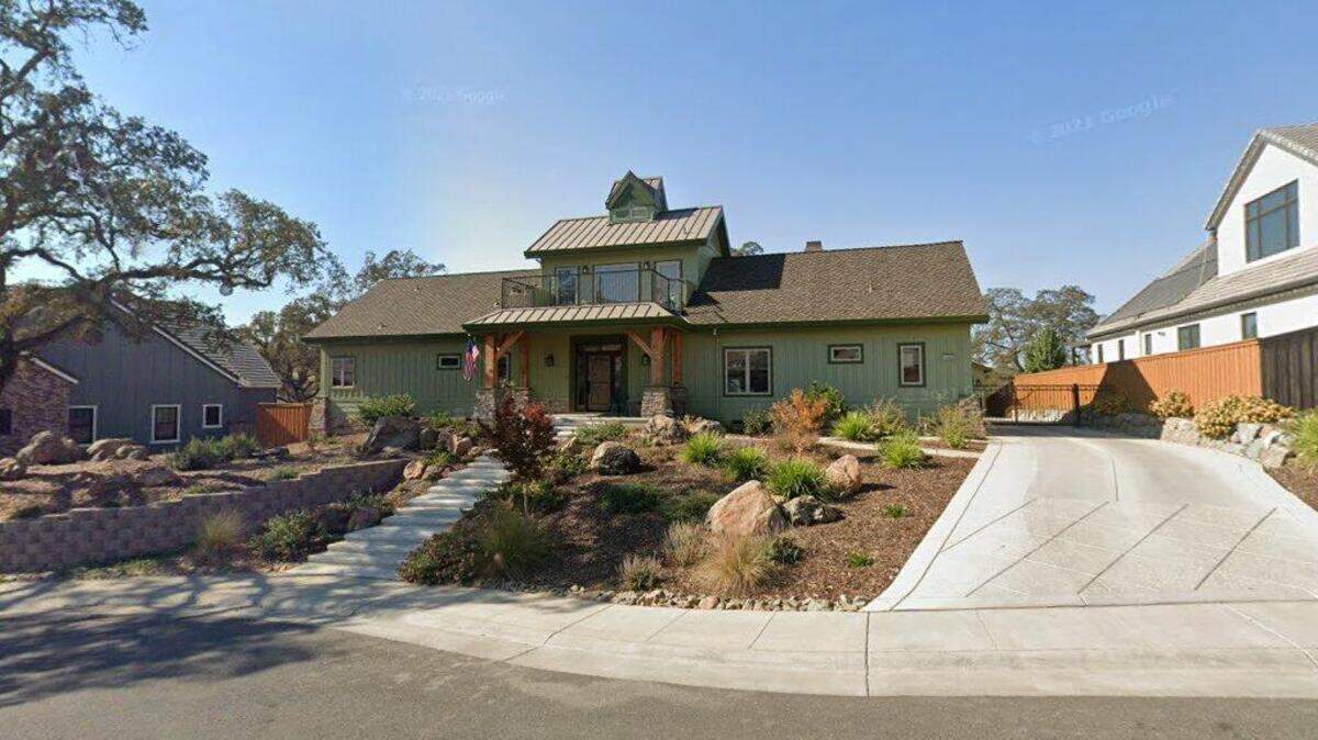 House on 700 block of Oreno Circle