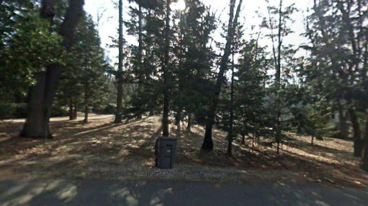 House on 10700 block of Banner Mine Way