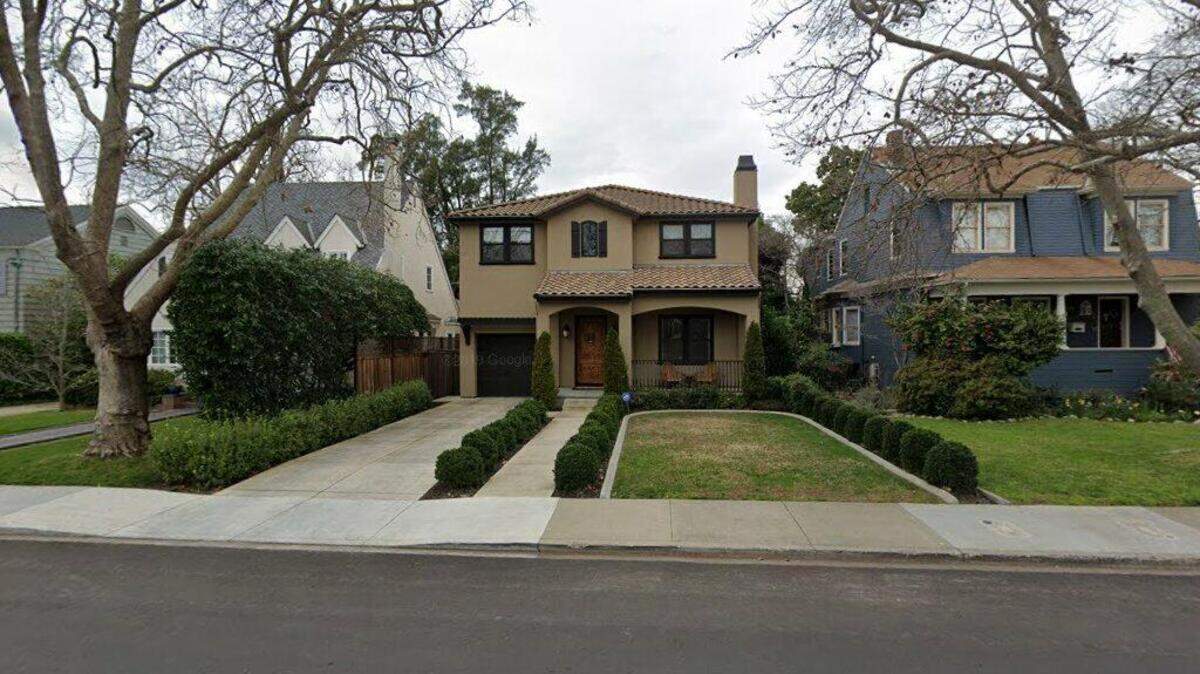 House on 1300 block of 39th Street
