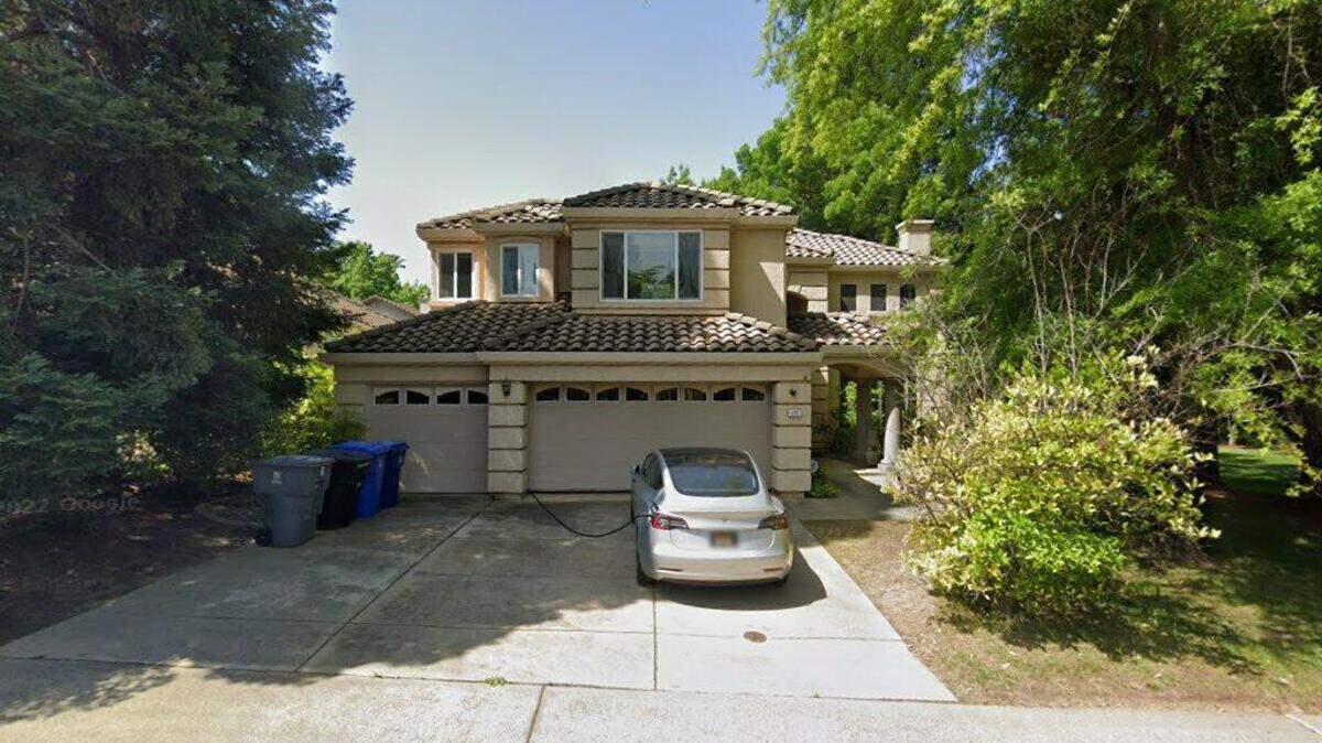 House on 100 block of John Henry Circle