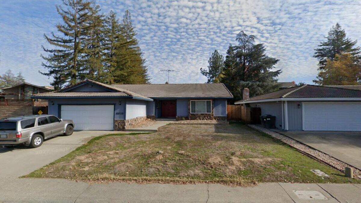 House on 4000 block of Norris Avenue