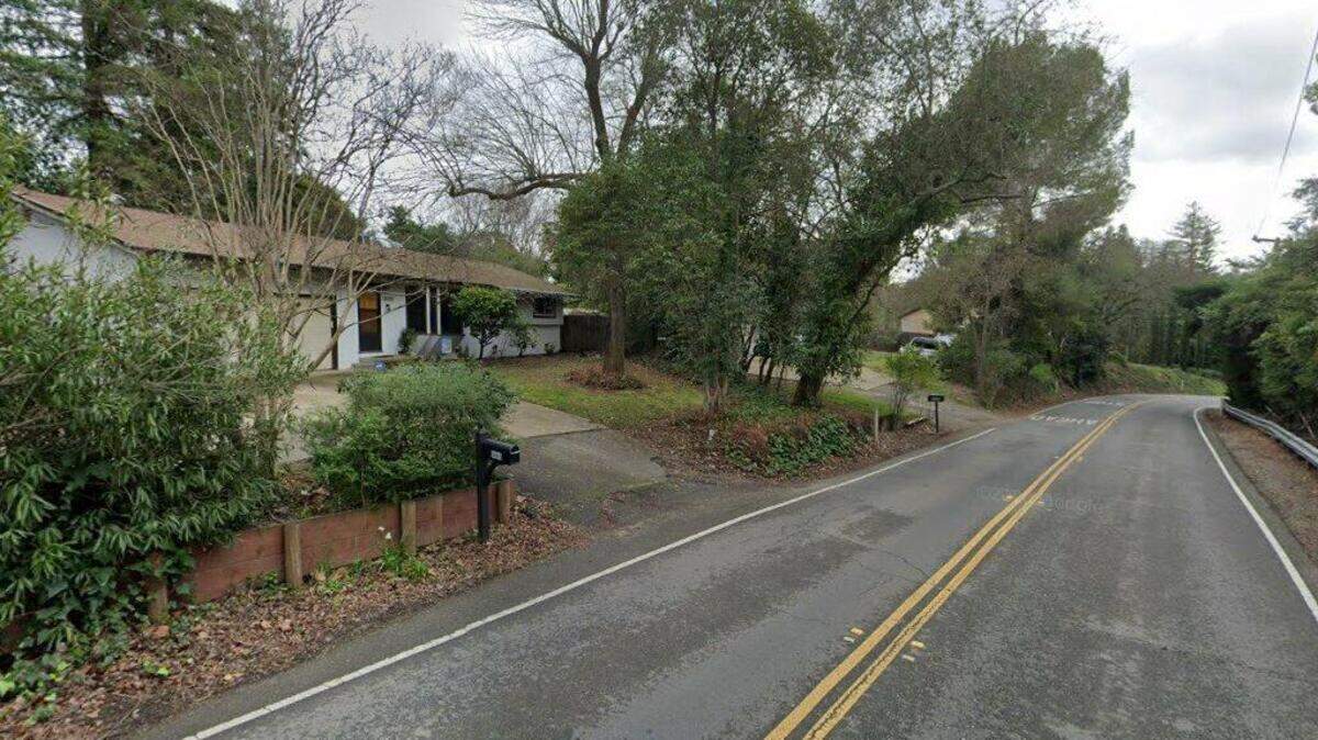 House on 4300 block of Illinois Avenue
