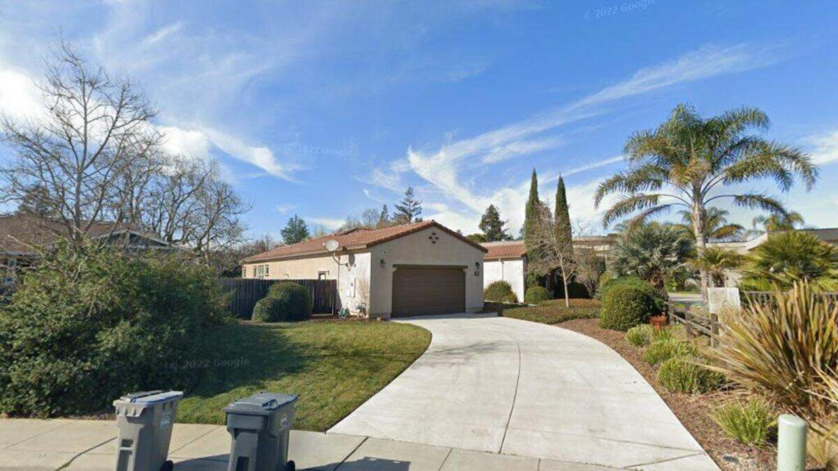 House on 4300 block of Mahogany Lane