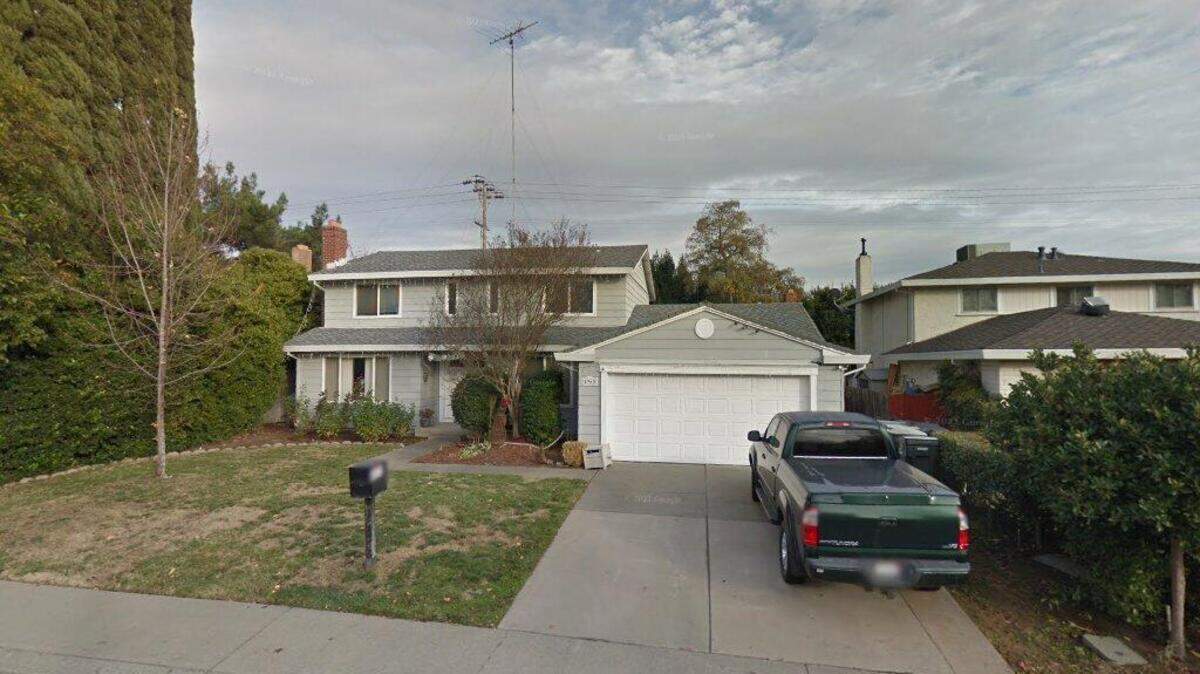 House on 4900 block of Olive Oak Way