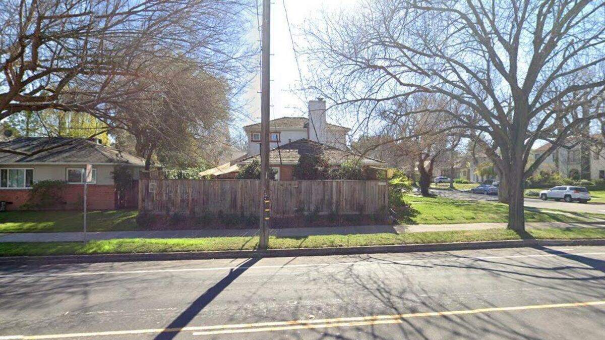 House on 3700 block of Folsom Boulevard