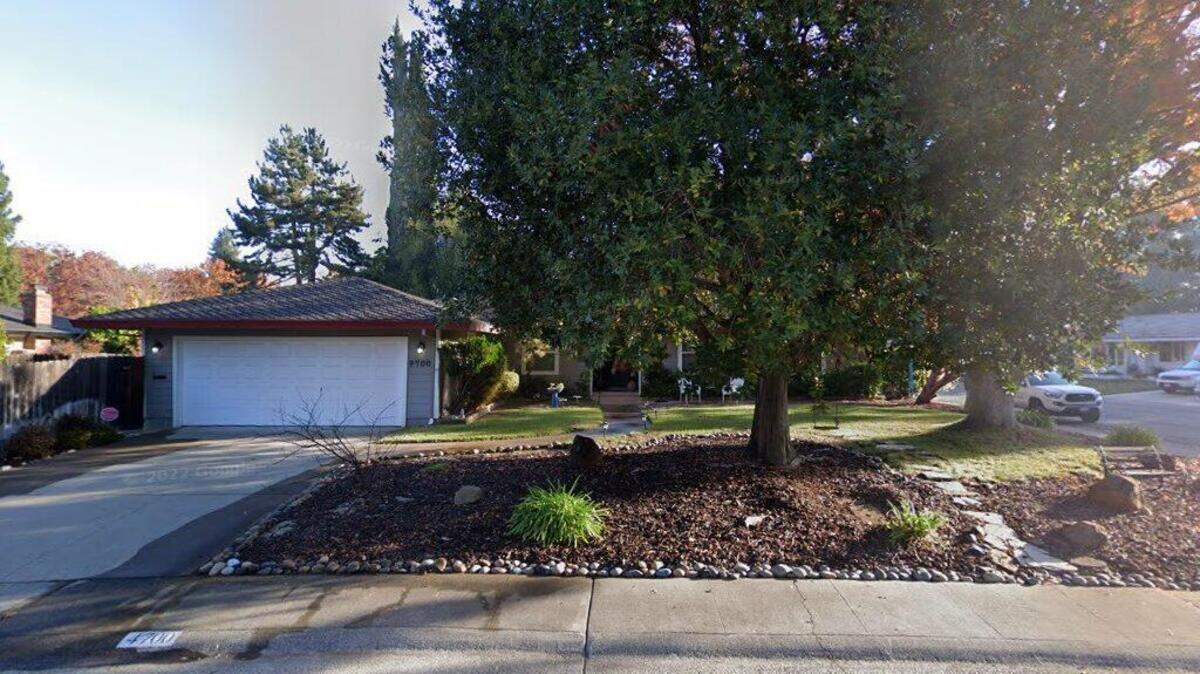 House on 4700 block of Marlborough Way