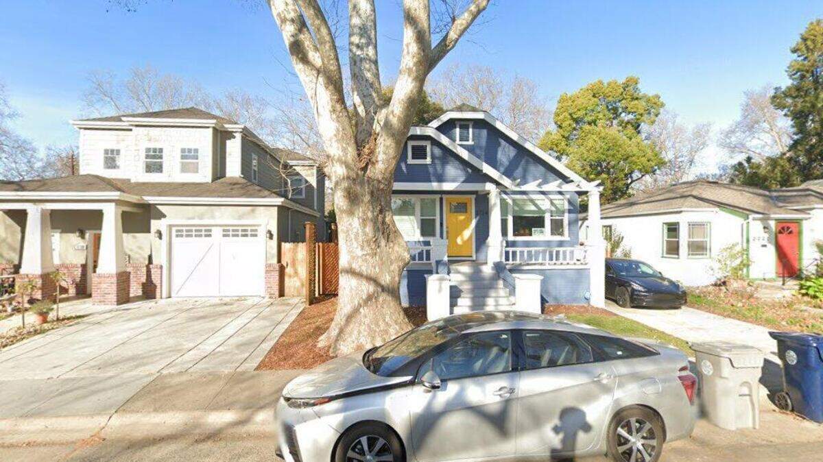 House on 2700 block of 17th Street