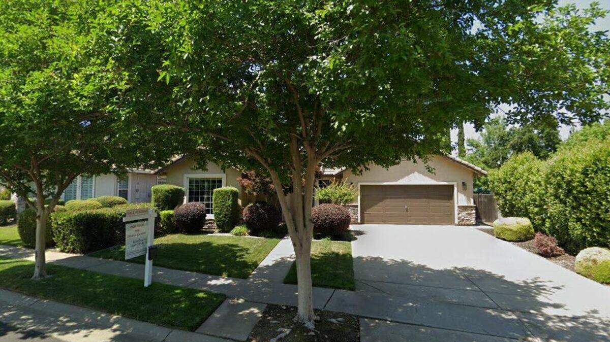 House on 4000 block of Hunter Oaks Lane