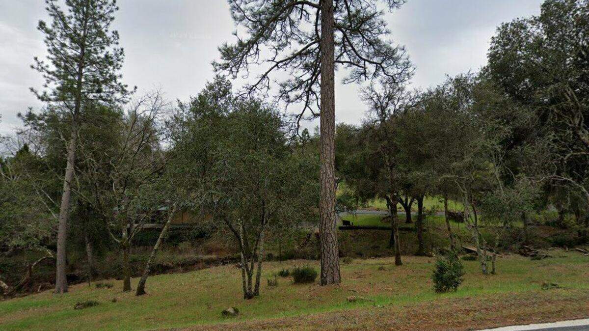 House on 12500 block of Wolf Road