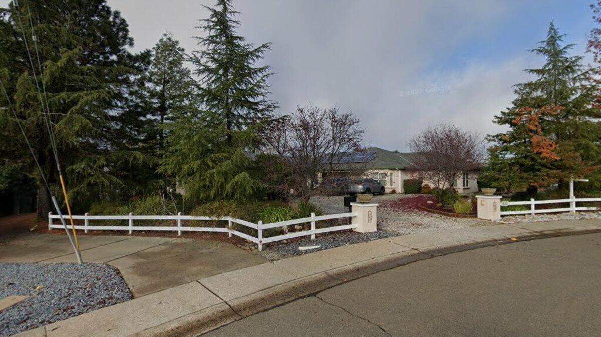 House on 400 block of Placerado Avenue