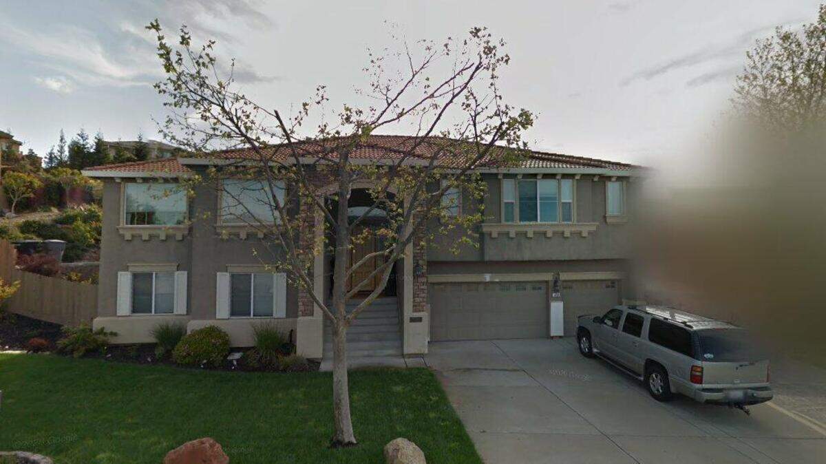 House on 400 block of Listowe Drive
