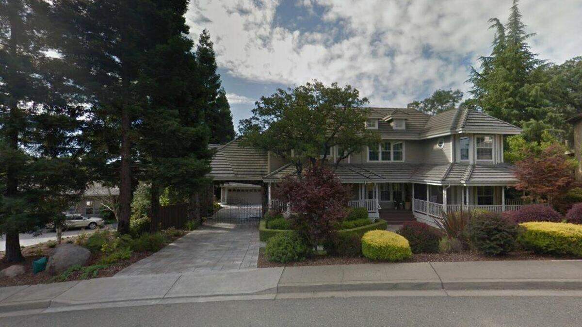House on 1800 block of Vista del Lago