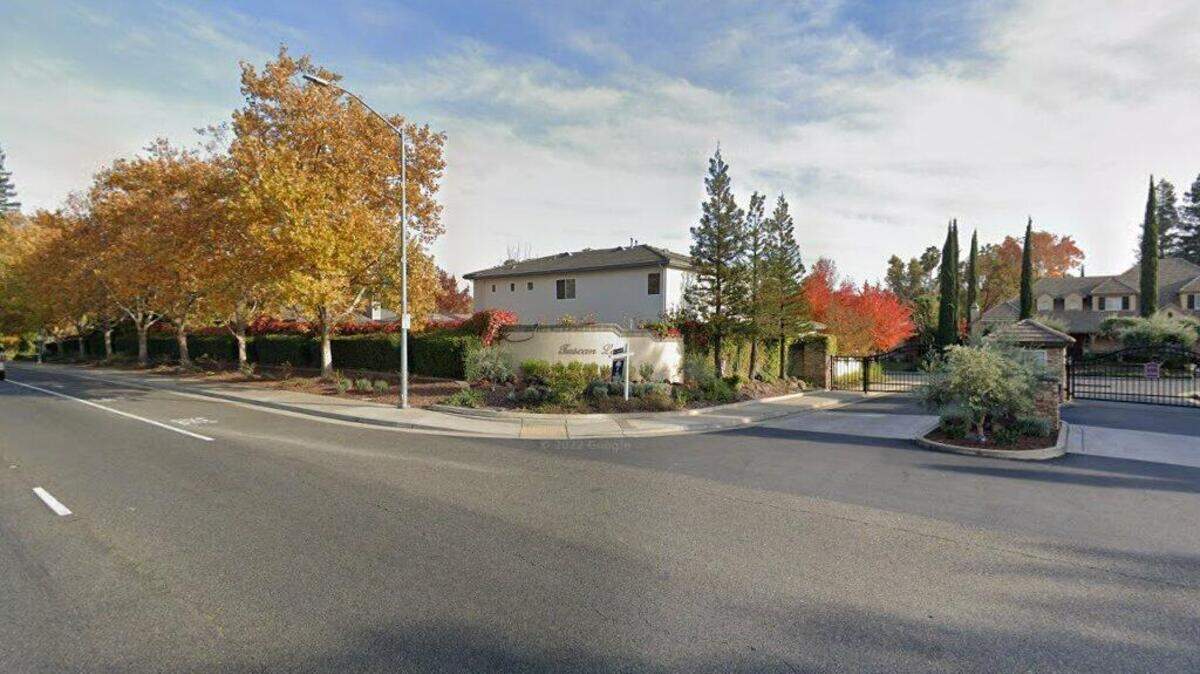 House on 900 block of Tuscan Lane