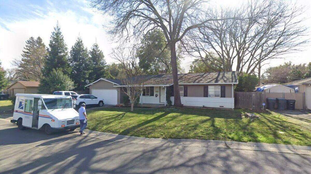 House on 4600 block of Oxbow Drive