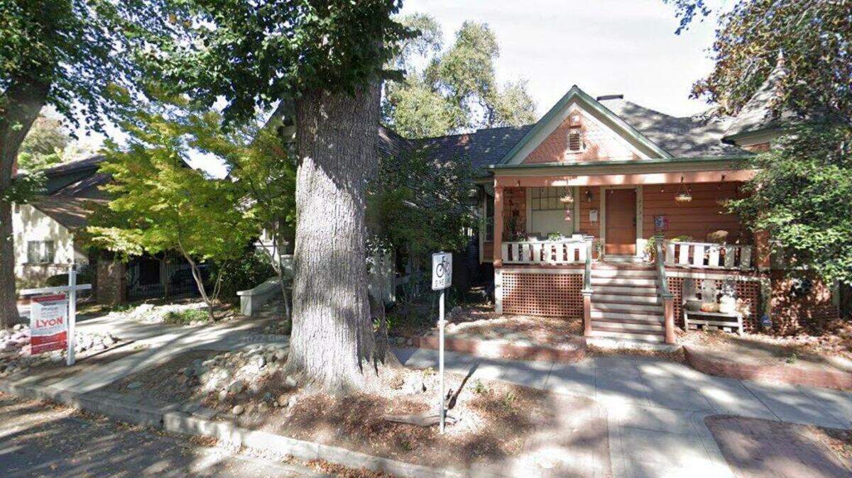 House on 2700 block of H Street