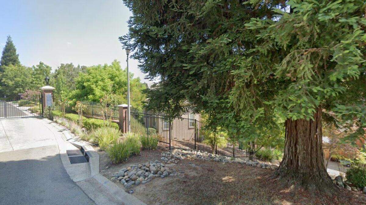 House on 700 block of Lakecrest Drive