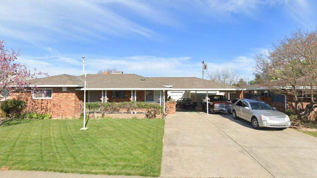 House on 2300 block of Glen Ellen Circle