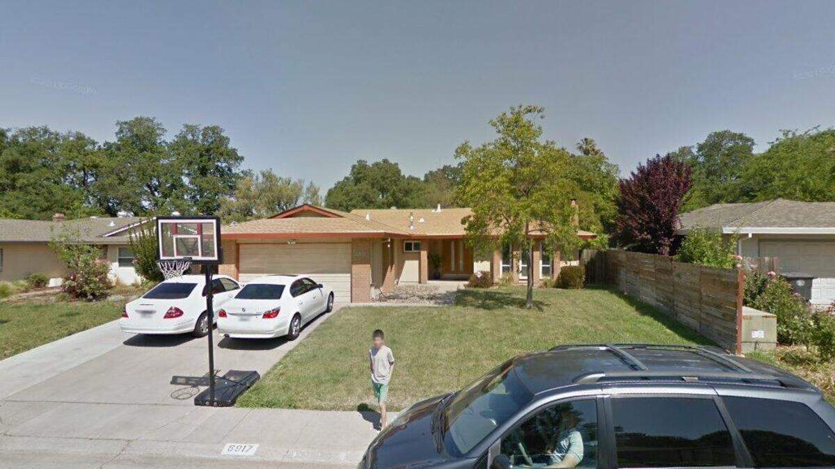 House on 5900 block of Small Hill Court