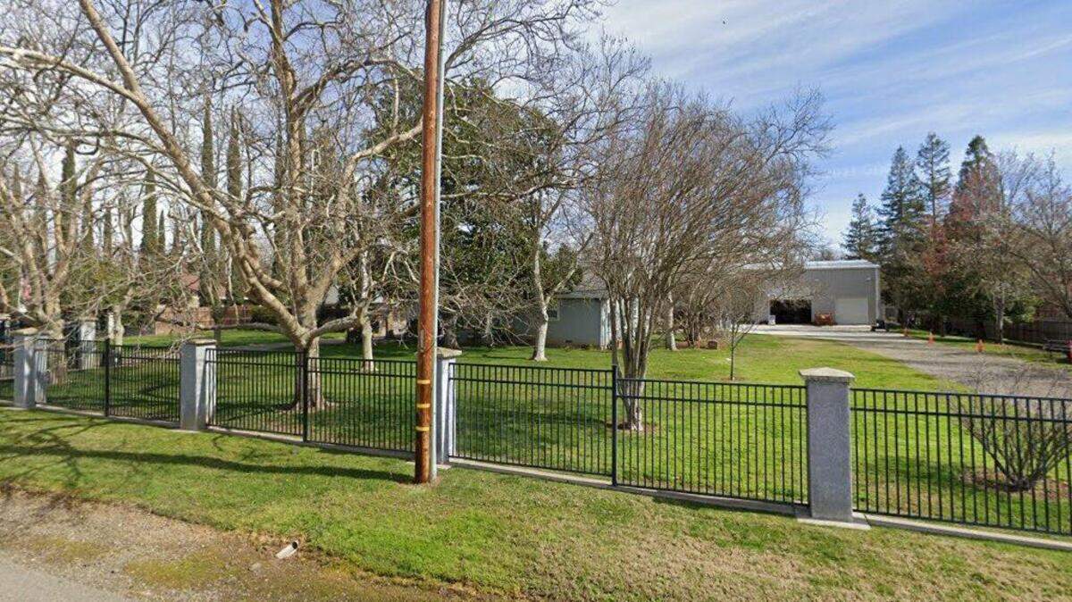 House on 6800 block of Mariposa Avenue