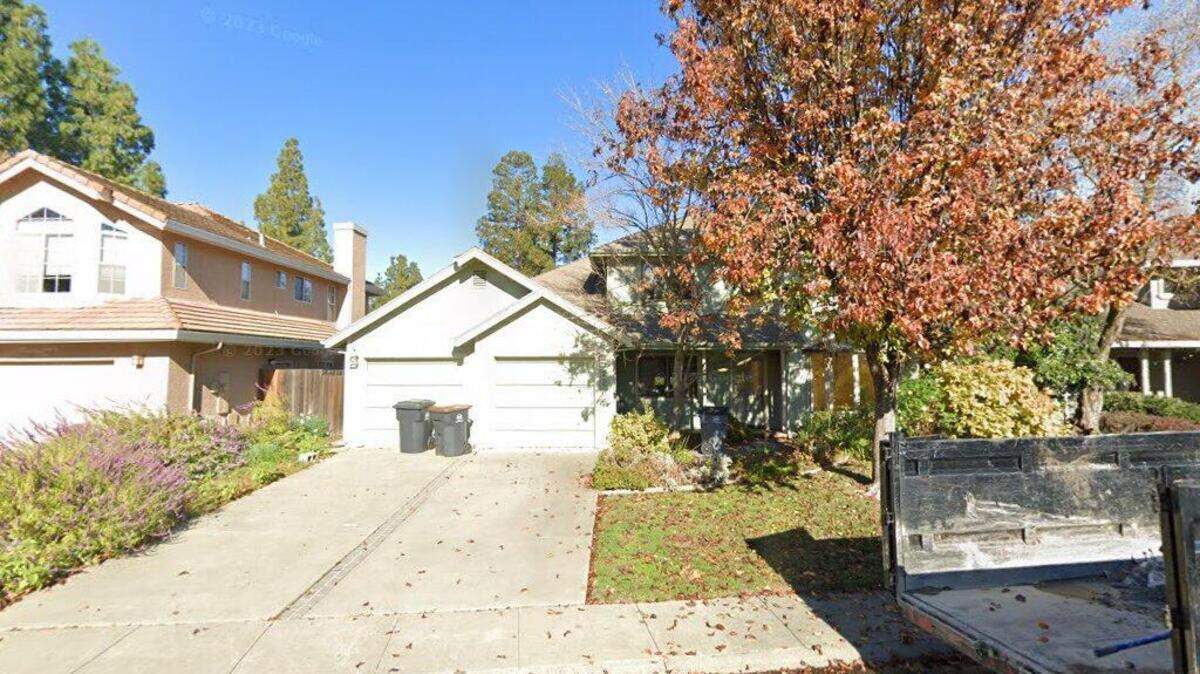 House on 2200 block of Shenandoah Place