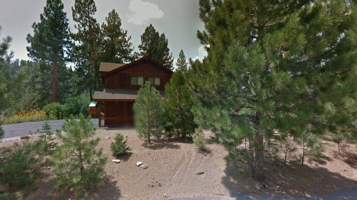 House on 14500 block of Hansel Avenue