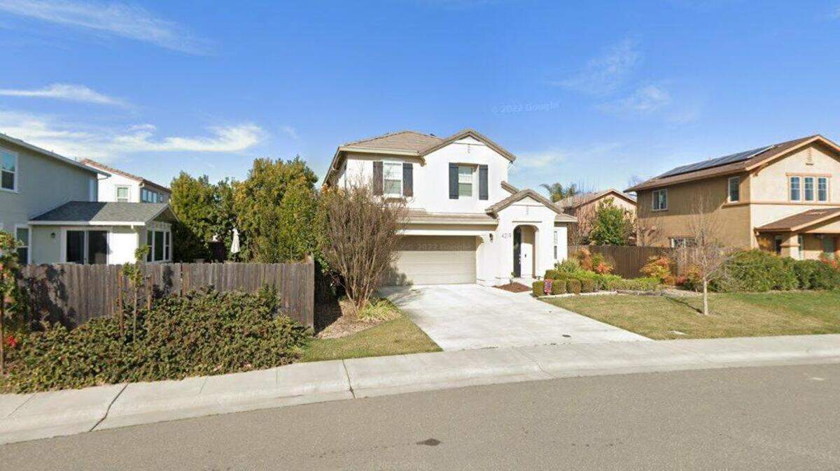 House on 4200 block of Mahogany Lane