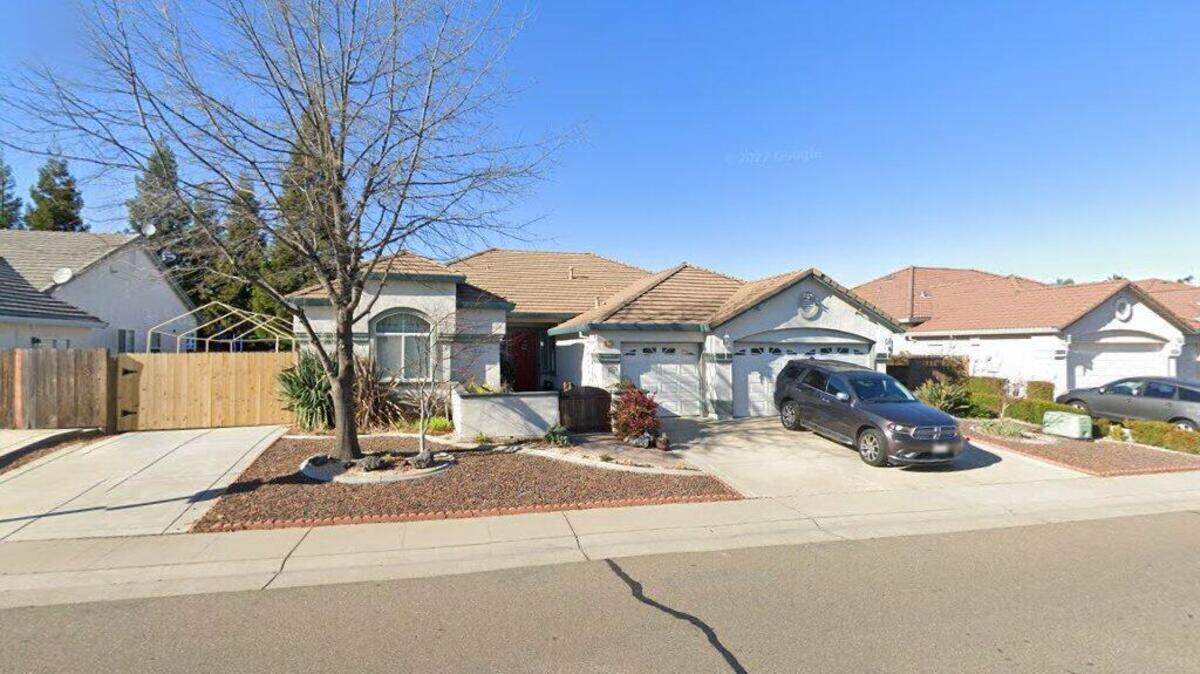House on 2600 block of Burnaby Way